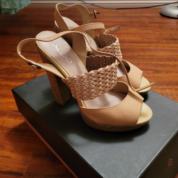 High heels size 7 - Picture 2 of 14